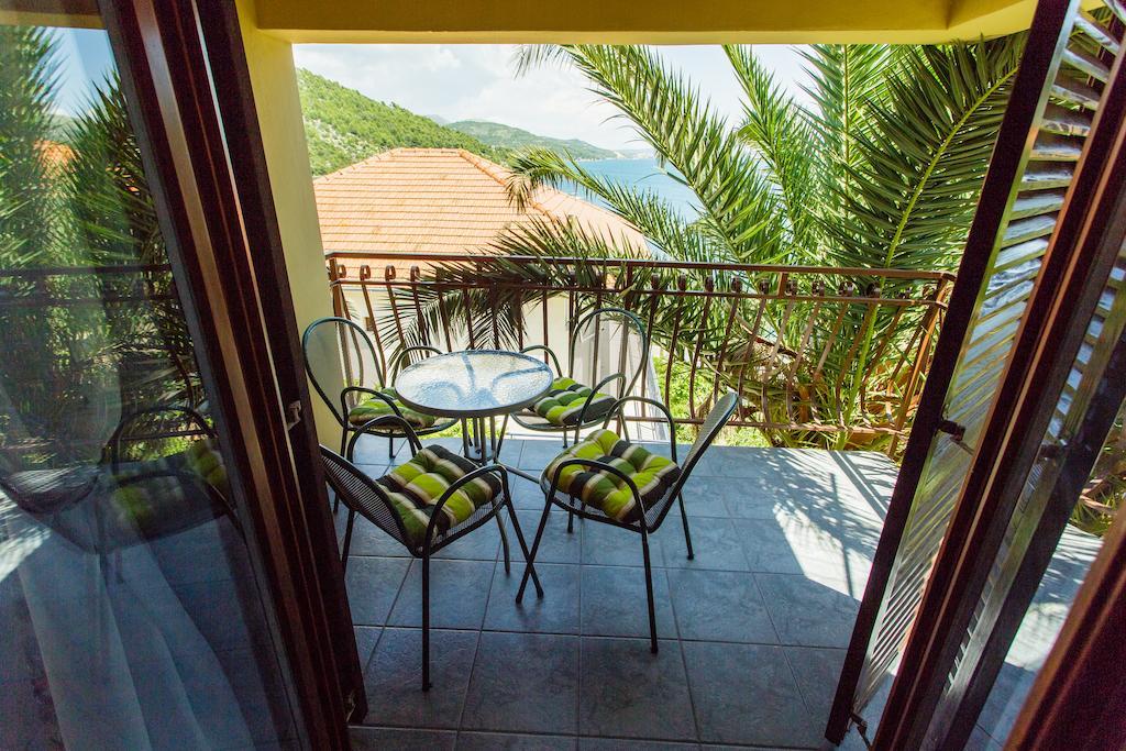 Apartments Bilaja Marina Exterior photo