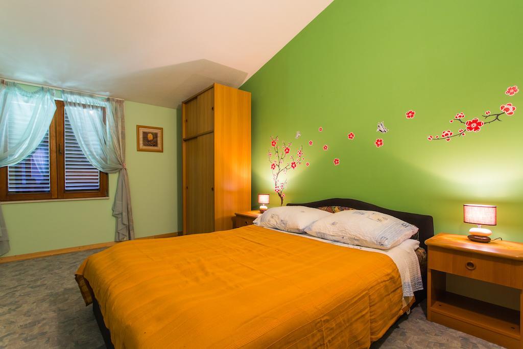 Apartments Bilaja Marina Room photo